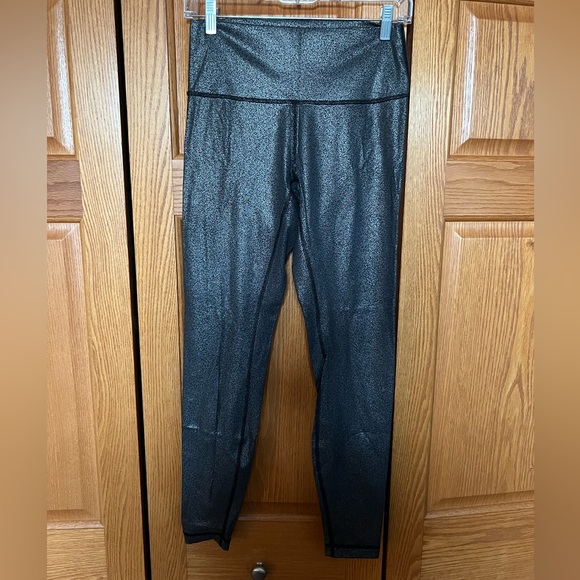 Lululemon leggings - Picture 1 of 3